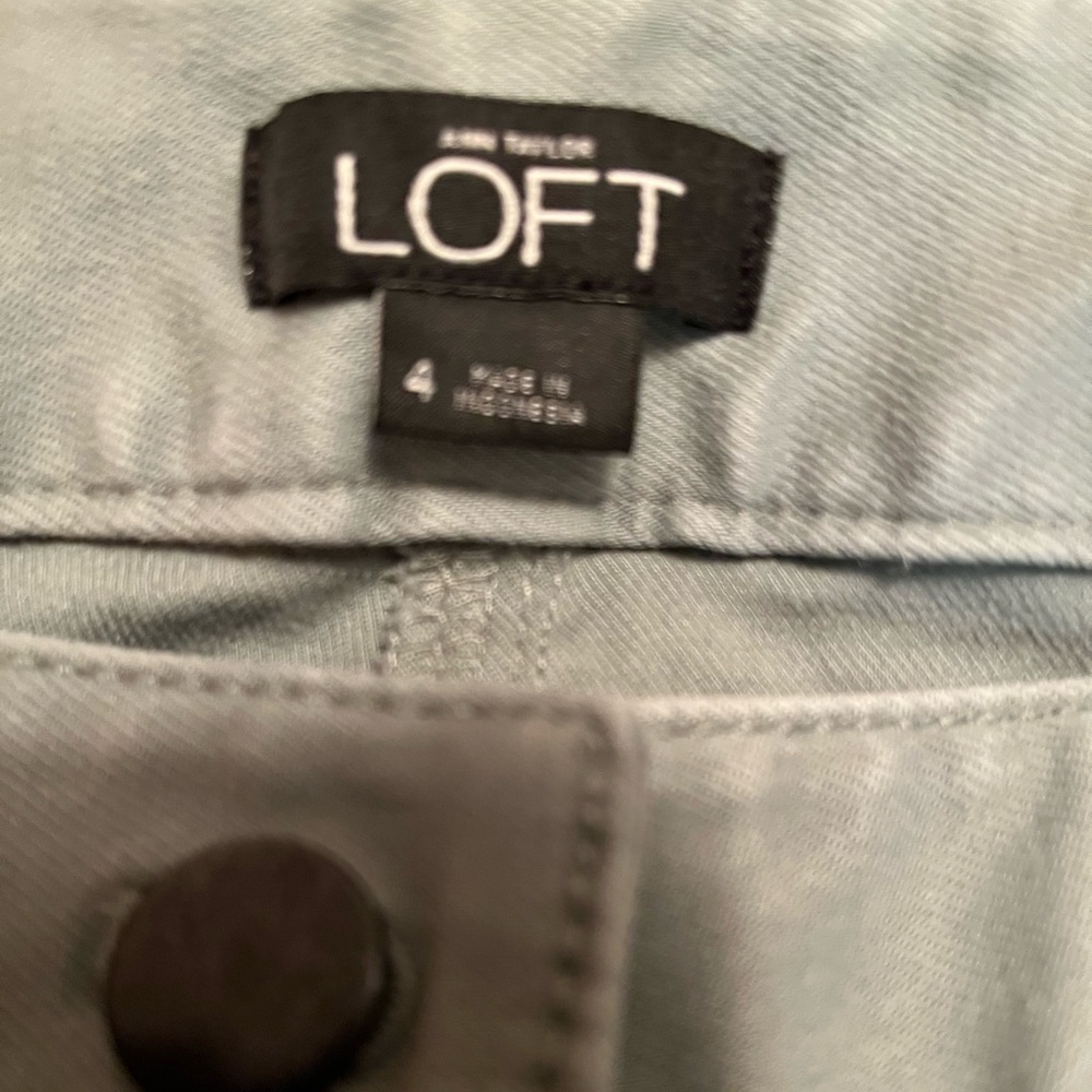 Ann Taylor Loft/women’s light green pants, size 4 - Picture 4 of 6